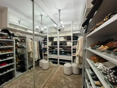 Casa com 3 Dormitórios - Miniatura - Lunardi Imóveis