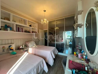 Casa com 3 Dormitórios - Miniatura - Lunardi Imóveis