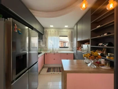 Casa com 3 Dormitórios - Miniatura - Lunardi Imóveis