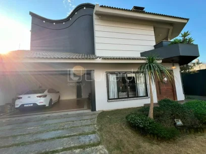 Casa com 3 Dormitórios - Miniatura - Lunardi Imóveis