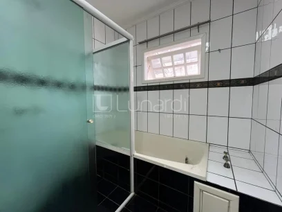Casa com 3 Dormitórios - Miniatura - Lunardi Imóveis