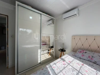 Casa com 3 Dormitórios - Miniatura - Lunardi Imóveis