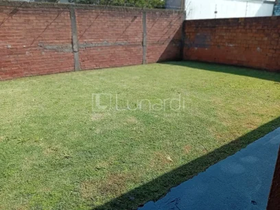 Casa com 2 Dormitórios - Miniatura - Lunardi Imóveis