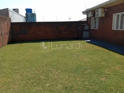 Casa com 2 Dormitórios - Miniatura - Lunardi Imóveis
