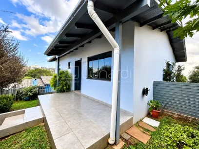 Casa com 3 Dormitórios - Miniatura - Lunardi Imóveis