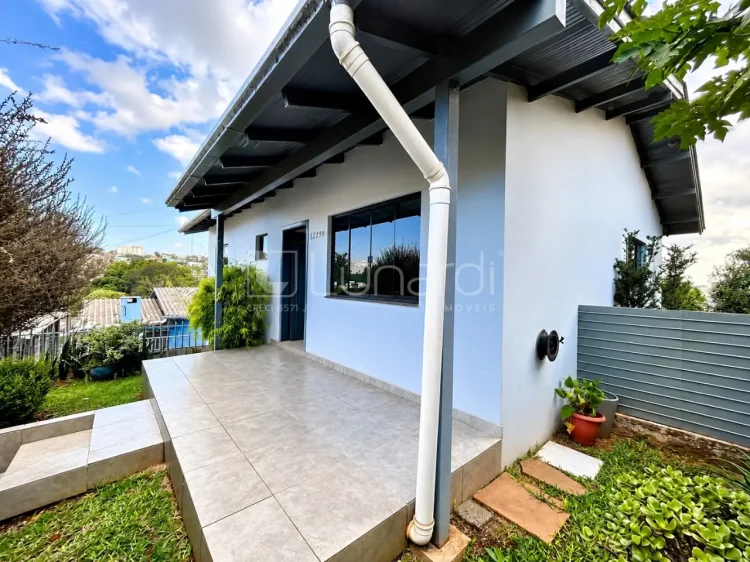 Casa com 3 Dormitórios - Lunardi Imóveis