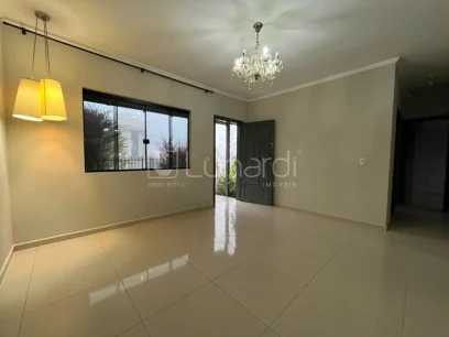 Casa com 3 Dormitórios - Miniatura - Lunardi Imóveis