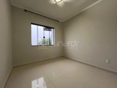Casa com 3 Dormitórios - Miniatura - Lunardi Imóveis