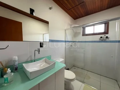 Casa em Condomínio com 2 Dormitórios - Miniatura - Lunardi Imóveis