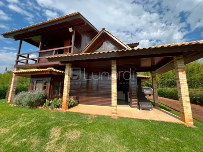 Casa em Condomínio com 2 Dormitórios - Miniatura - Lunardi Imóveis