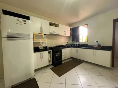 Casa com 3 Dormitórios - Miniatura - Lunardi Imóveis