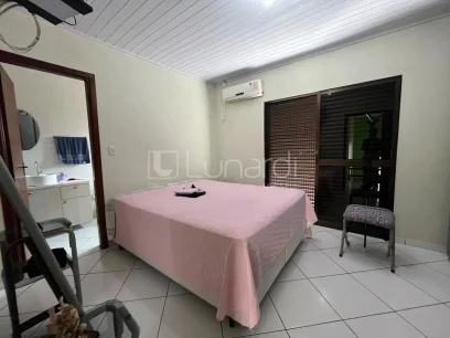 Casa com 3 Dormitórios - Miniatura - Lunardi Imóveis