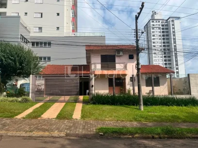 Casa com 3 Dormitórios - Miniatura - Lunardi Imóveis