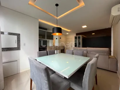 Apartamento com 2 Dormitórios - Lunardi Imóveis