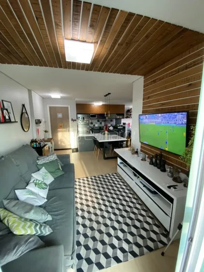 Apartamento com 2 Dormitórios - Lunardi Imóveis
