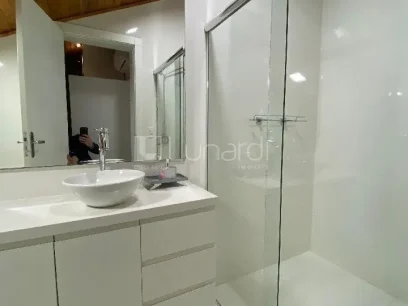 Casa com 3 Dormitórios - Miniatura - Lunardi Imóveis