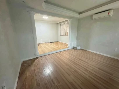 Casa com 3 Dormitórios - Miniatura - Lunardi Imóveis