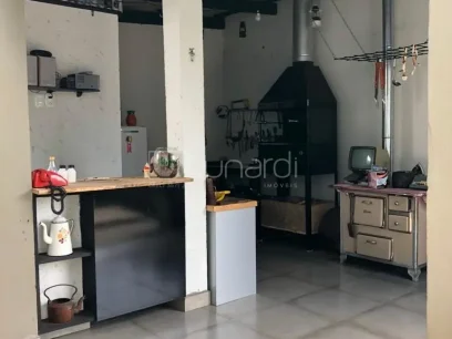 Casa com 3 Dormitórios - Miniatura - Lunardi Imóveis