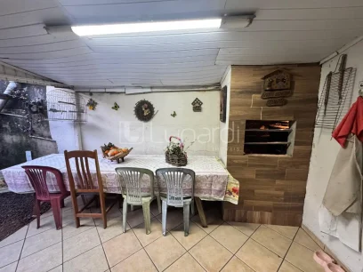 Casa com 2 Dormitórios - Miniatura - Lunardi Imóveis