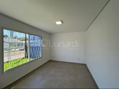 Casa com 3 Dormitórios - Miniatura - Lunardi Imóveis