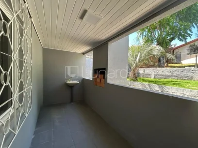 Casa com 3 Dormitórios - Miniatura - Lunardi Imóveis