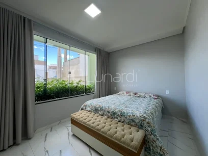 Casa com 2 Dormitórios - Miniatura - Lunardi Imóveis