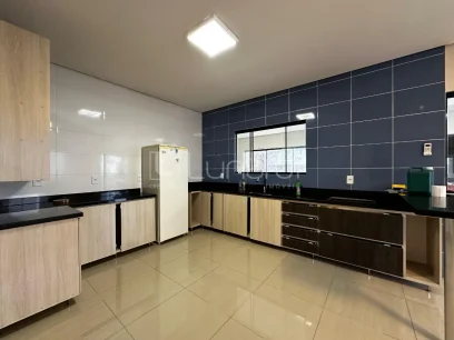 Casa com 3 Dormitórios - Miniatura - Lunardi Imóveis