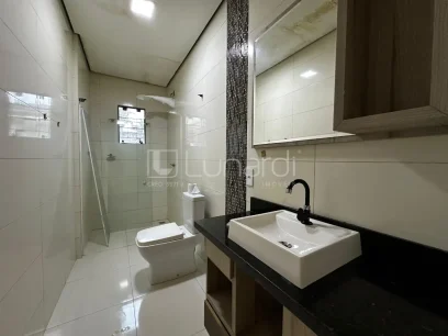Casa com 3 Dormitórios - Miniatura - Lunardi Imóveis