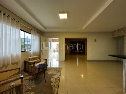 Casa com 3 Dormitórios - Miniatura - Lunardi Imóveis