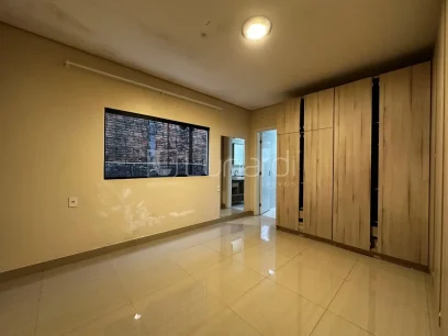 Casa com 3 Dormitórios - Miniatura - Lunardi Imóveis
