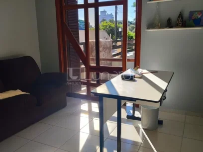 Casa com 4 Dormitórios - Miniatura - Lunardi Imóveis