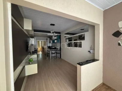 Casa com 3 Dormitórios - Miniatura - Lunardi Imóveis