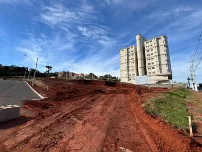 Terreno Comercial - Lunardi Imóveis