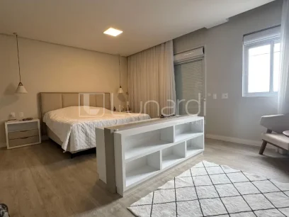 Casa com 4 Dormitórios - Miniatura - Lunardi Imóveis