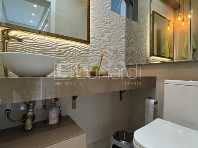 Casa com 4 Dormitórios - Miniatura - Lunardi Imóveis