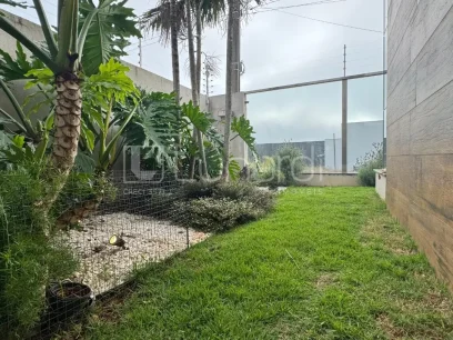 Casa com 4 Dormitórios - Miniatura - Lunardi Imóveis