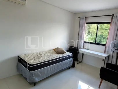 Casa com 4 Dormitórios - Miniatura - Lunardi Imóveis