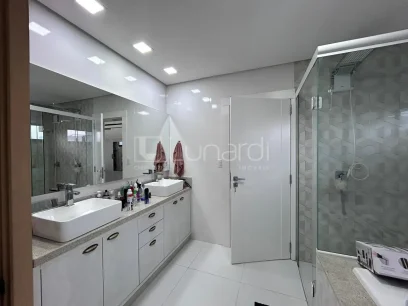 Casa com 4 Dormitórios - Miniatura - Lunardi Imóveis