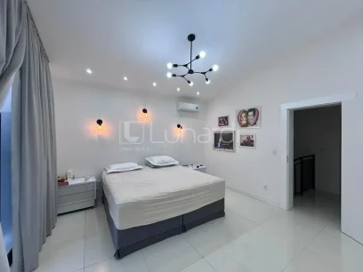 Casa com 4 Dormitórios - Miniatura - Lunardi Imóveis