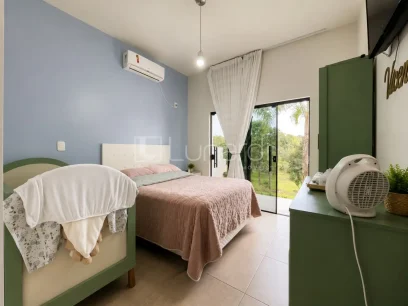 Casa com 3 Dormitórios - Miniatura - Lunardi Imóveis