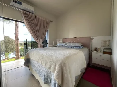 Casa com 3 Dormitórios - Miniatura - Lunardi Imóveis