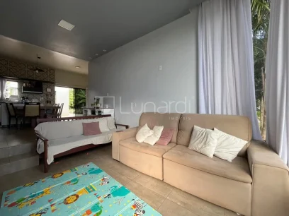 Casa com 3 Dormitórios - Miniatura - Lunardi Imóveis