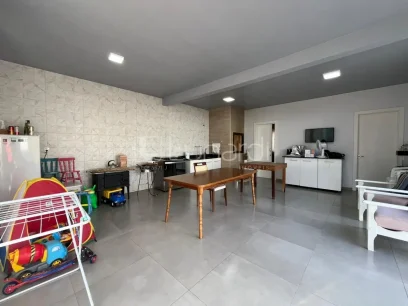 Casa com 3 Dormitórios - Miniatura - Lunardi Imóveis
