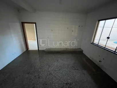 Casa com 3 Dormitórios - Miniatura - Lunardi Imóveis