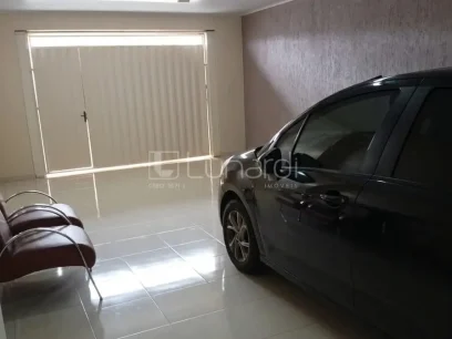Casa com 2 Dormitórios - Miniatura - Lunardi Imóveis