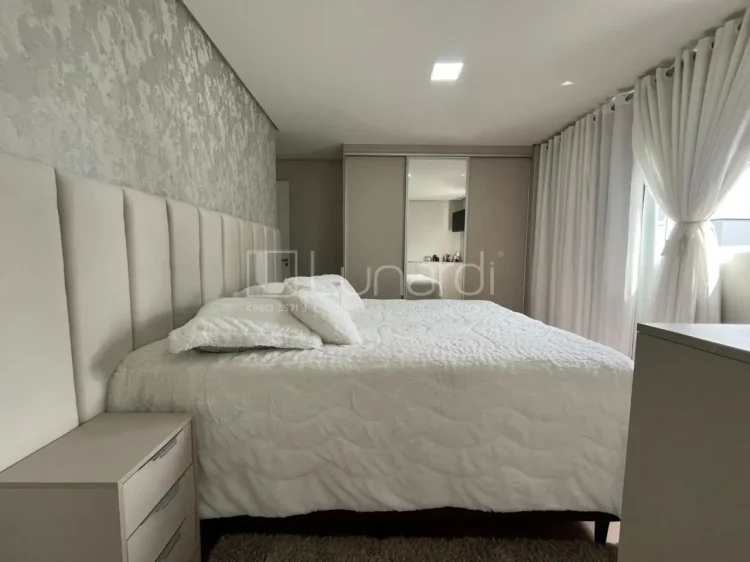 Apartamento com 2 Dormitórios - Lunardi Imóveis