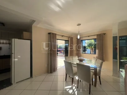 Casa com 3 Dormitórios - Miniatura - Lunardi Imóveis