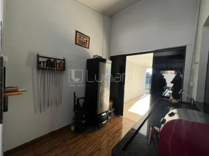 Casa com 3 Dormitórios - Miniatura - Lunardi Imóveis