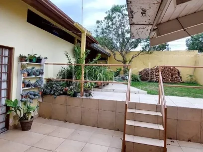 Casa com 4 Dormitórios - Miniatura - Lunardi Imóveis