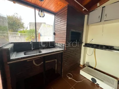 Casa com 3 Dormitórios - Miniatura - Lunardi Imóveis
